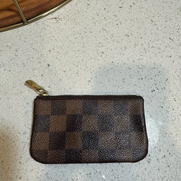 Louis Vuitton Authentic card pouch - Picture 7 of 7